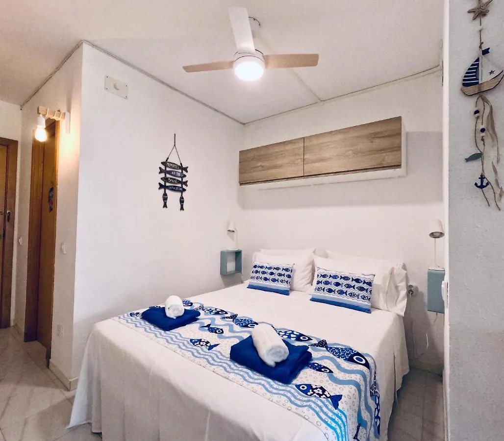 Appartement Face A La Mer - Vue Epique, Climatisation, Wifi, Draps Inclus Empuriabrava